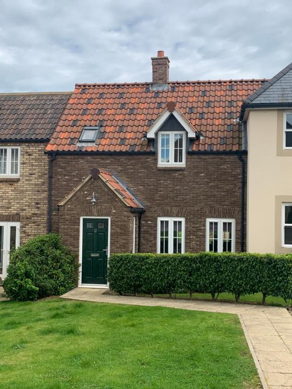 Dream Weaver 2 Bedroomed cottage on The Bay, Filey with on-site gym and swimming pool - Casa De Vacaciones