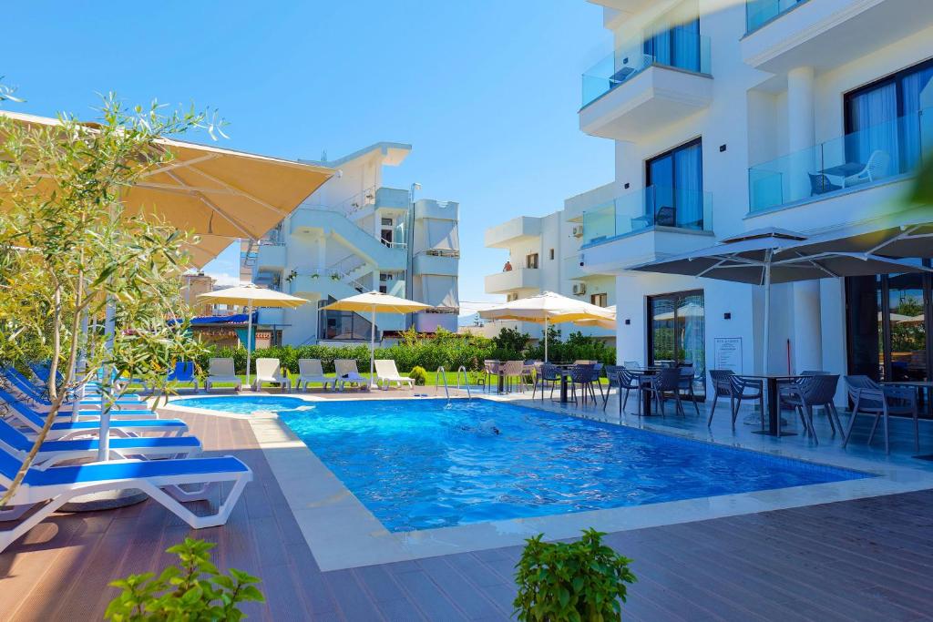 Hotel Alexander - Image 2