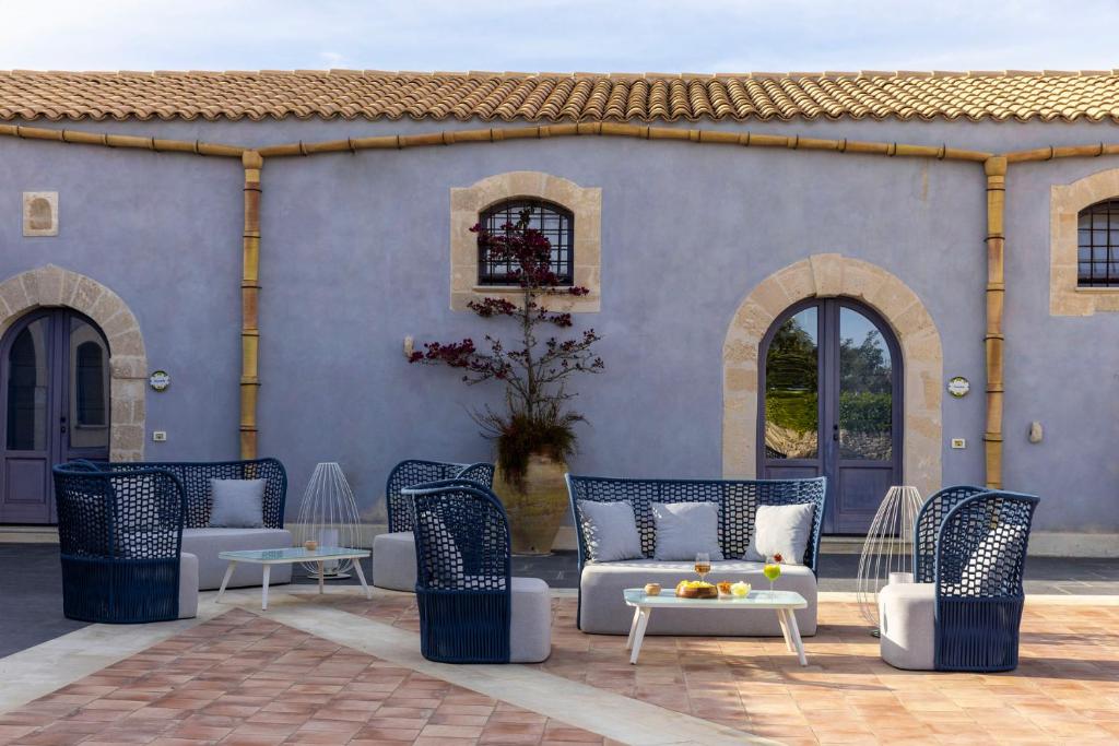 Posezení v ubytování Masseria del Carrubo