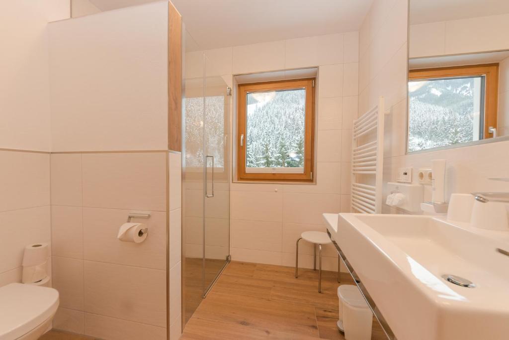 Koupelna v ubytování Hotel Oberwirt - nahe an Saalbach und Zell am See, Viehhofen Sommercard