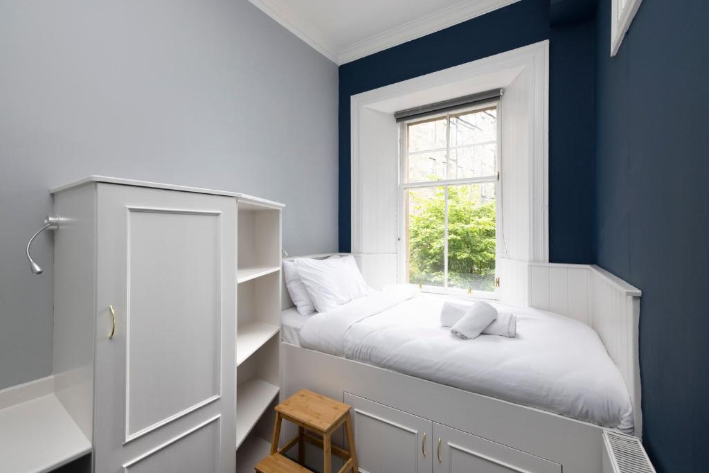 JOIVY Haymarket - Resim 42