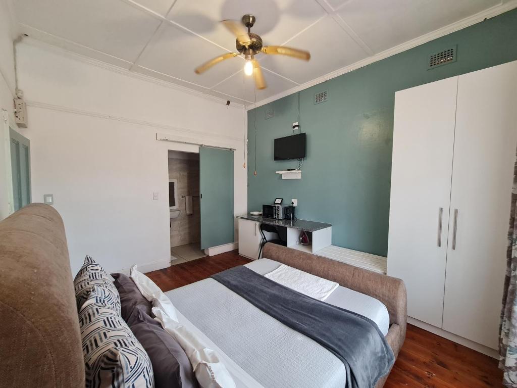 The Beach Hide, East London (updated prices 2024)