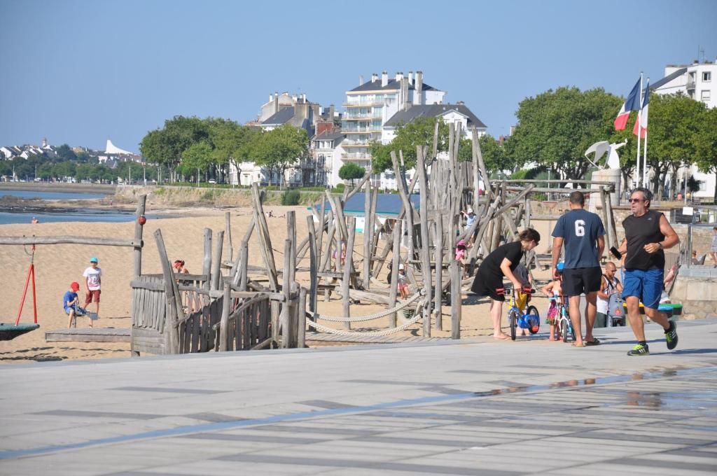 Fotografia z galérie ubytovania Magnifique appartement T5 avec grande terrasse, à 400m de la plage v destinácii Saint-Nazaire