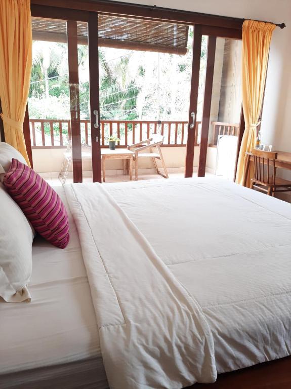 Soca Garden Guest house - 10