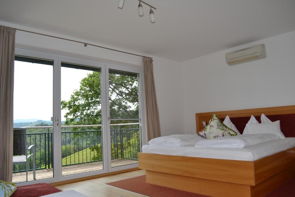 Postel nebo postele na pokoji v ubytování Hotel Villa Rosa