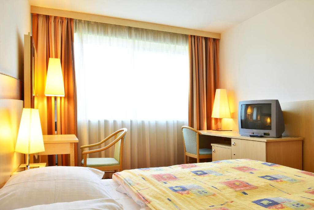 Olympik Artemis - Resim 5