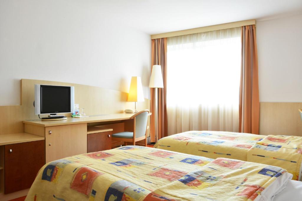 Olympik Artemis - Resim 17