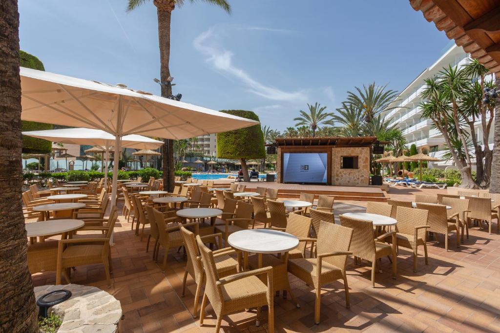 Restaurace v ubytování Marins Playa