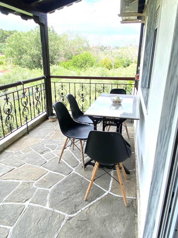 A balcony or terrace at Seaside Villa II