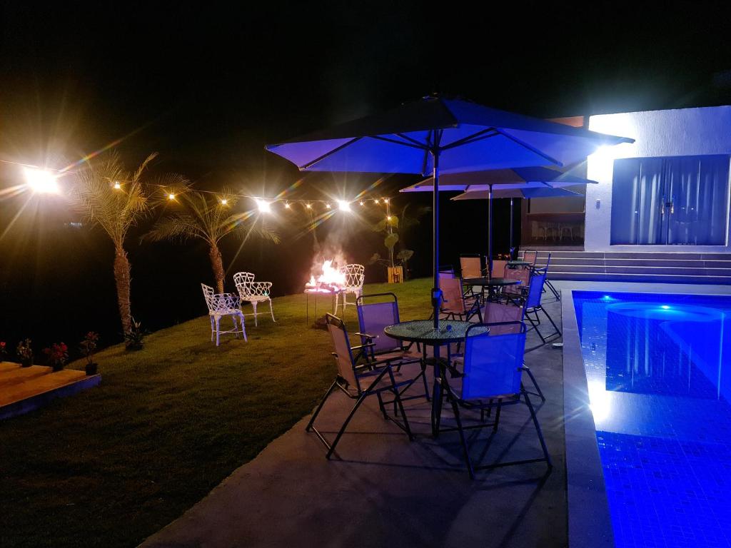 Pousada Descobrindo a Vida - Reina Suite Con Vista De Piscina