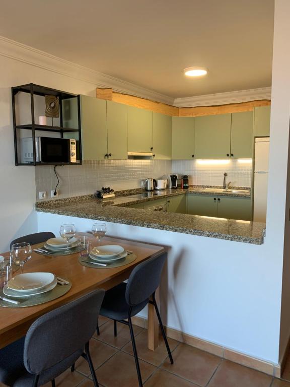 Kuchyňa alebo kuchynka v ubytovaní Appartement résidence Casablanca II
