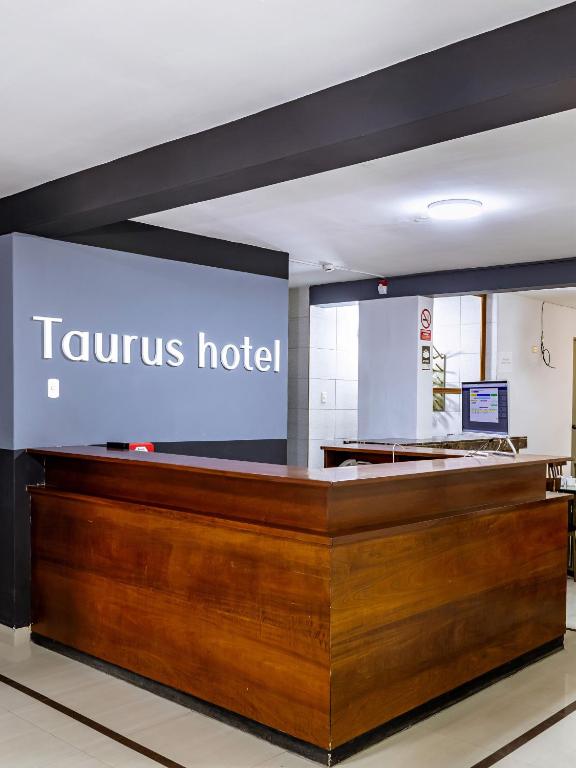 Vstupní hala nebo recepce v ubytování Hotel Taurus