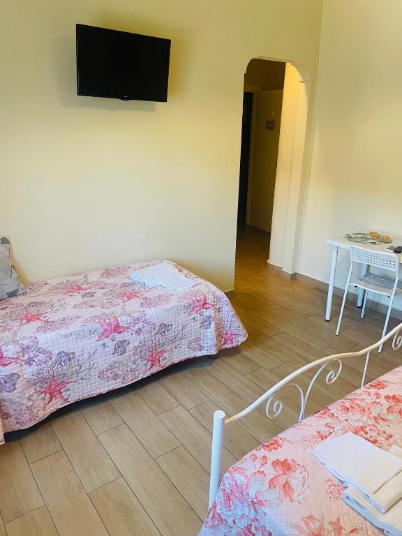 B&B Enjoy Pompei - Family Room With Private Bathroom