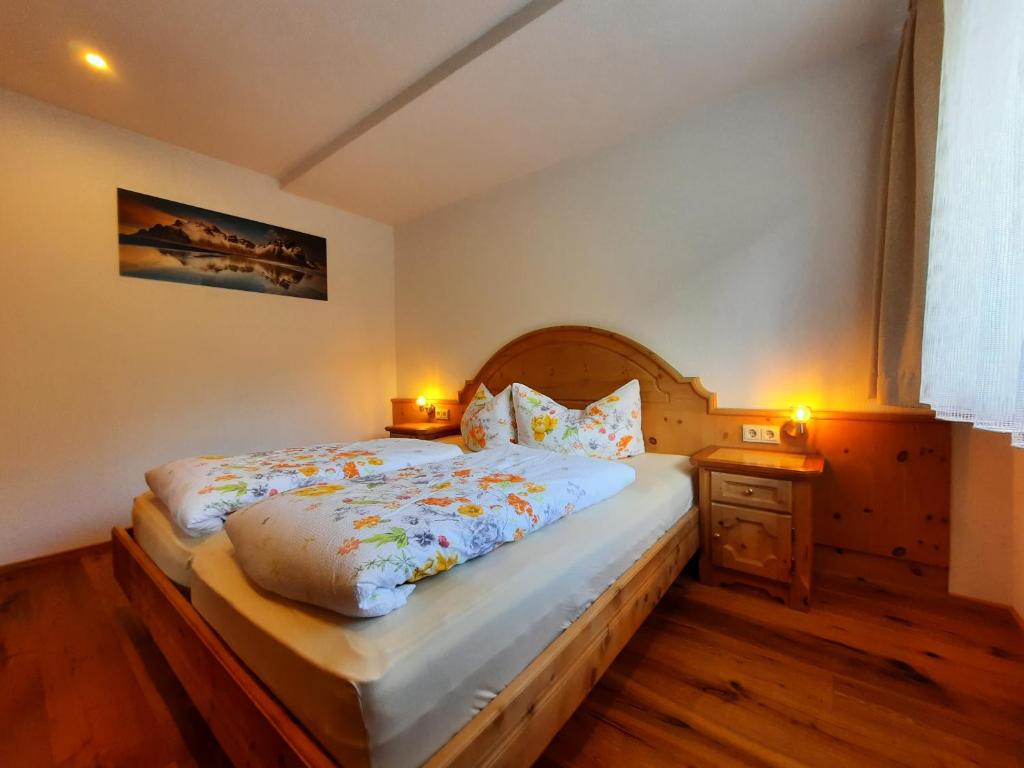 Postel nebo postele na pokoji v ubytování Haus Bergblick