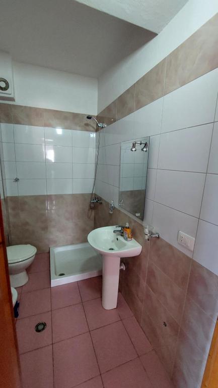Sweetview 2-bedroom apartment with 3 balcony seaview - Image 3