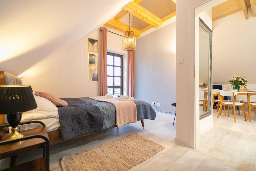 Posteľ alebo postele v izbe v ubytovaní Apartament Liściasty 2 z widokiem na góry - Dream Apart