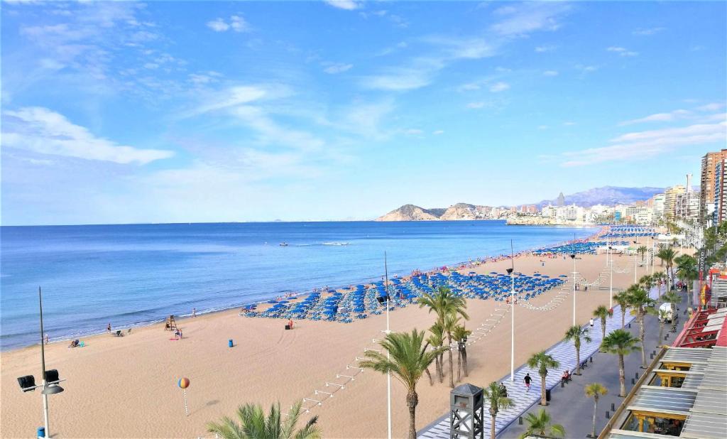 Primera linea de playa frente al mar