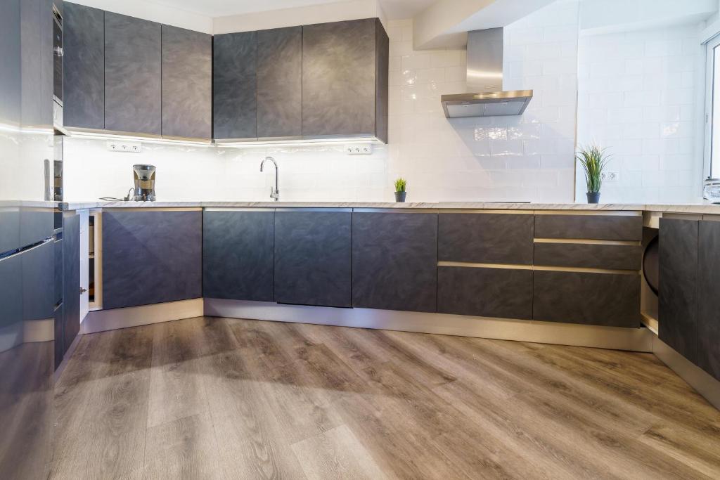 Kuchyňa alebo kuchynka v ubytovaní Apartment Acapulco 6