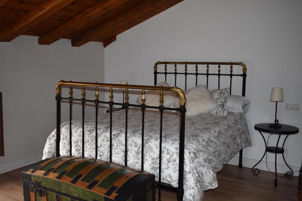 Postel nebo postele na pokoji v ubytování Tierras de Aguilera