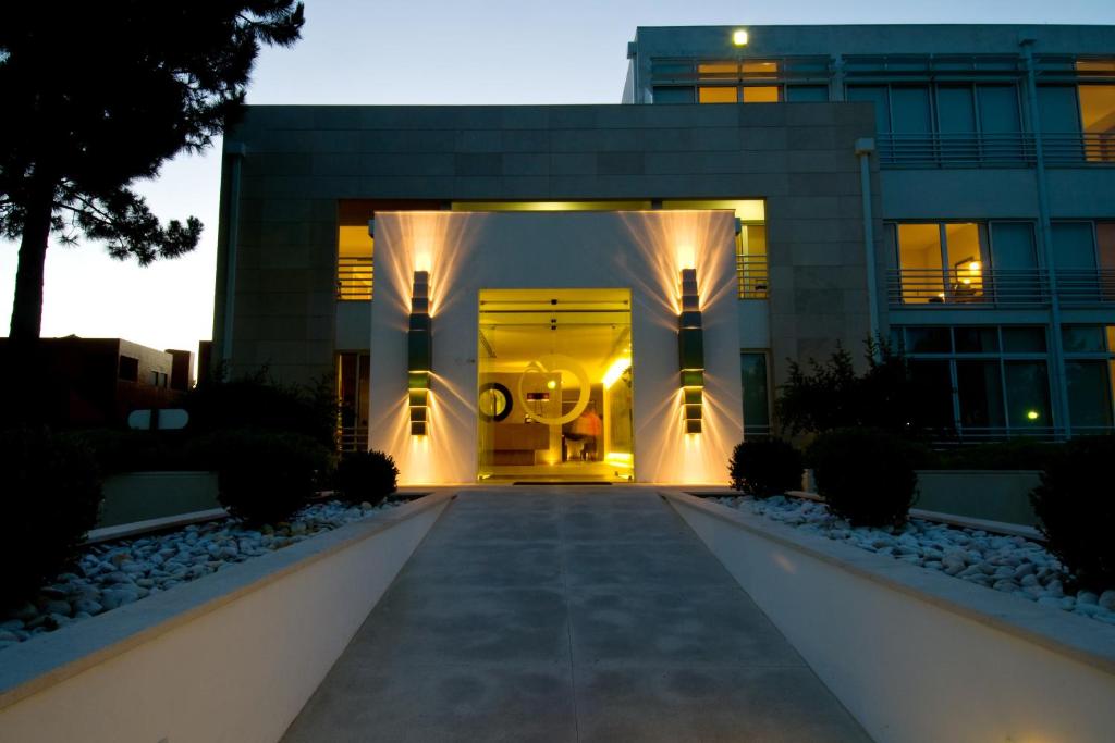 Η πρόσοψη ή η είσοδος του Lavanda Hotel Miravillas