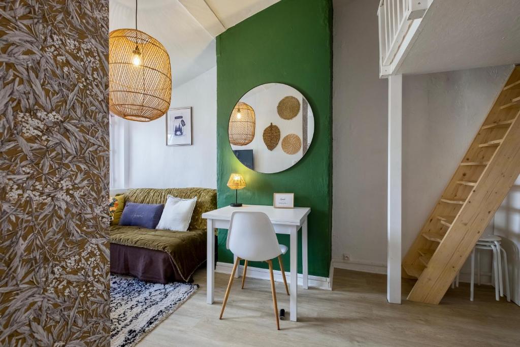 HONORÊ SUITE FERRANDIERE - One-Bedroom Apartment