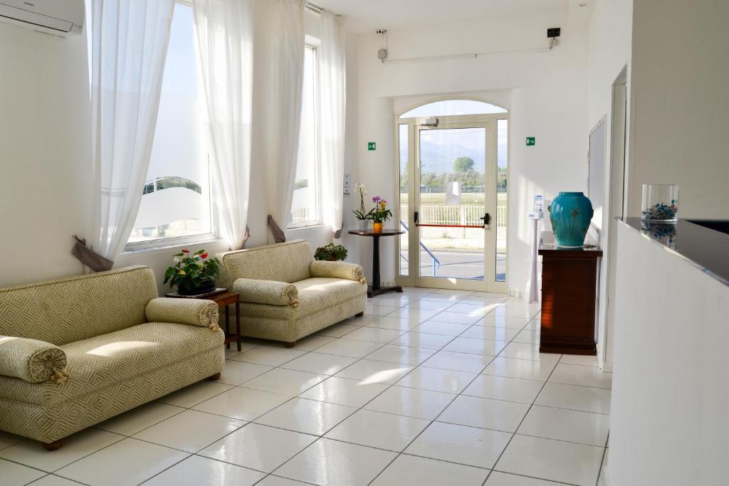 Posezení v ubytování Blu Hotel