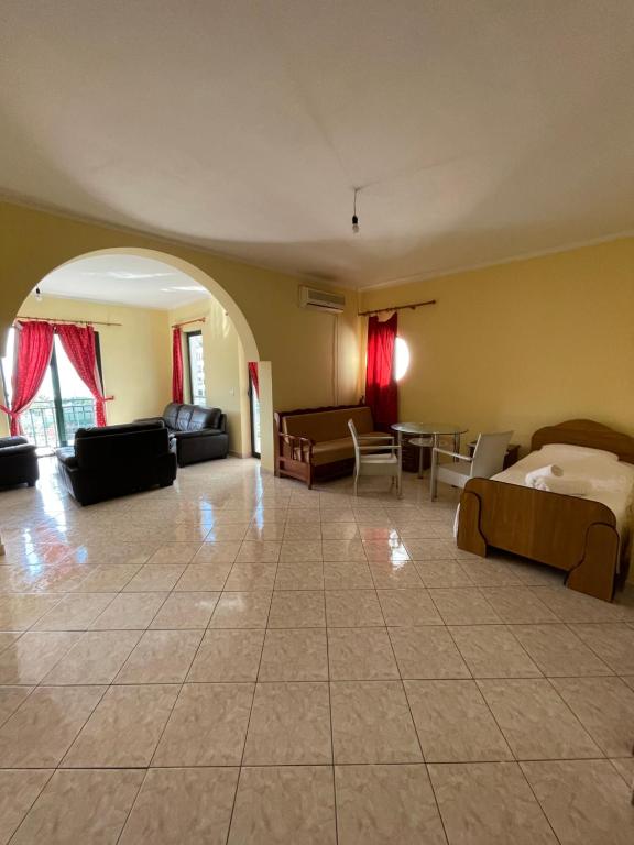 Postel nebo postele na pokoji v ubytování Sanremo Hotel Restorant