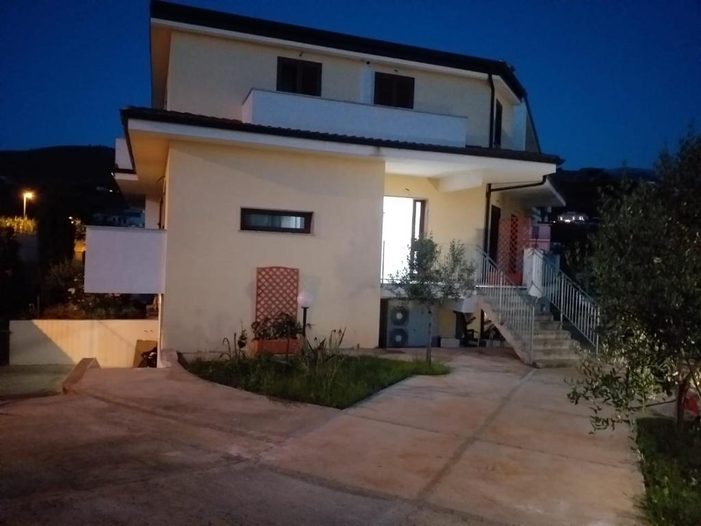 Budova, kde se bed and breakfast nachází