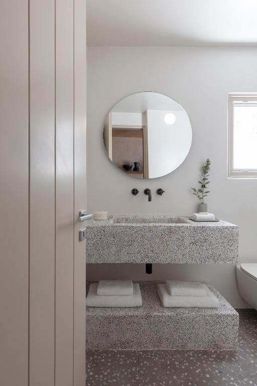 Koupelna v ubytování Ethos Vegan Suites