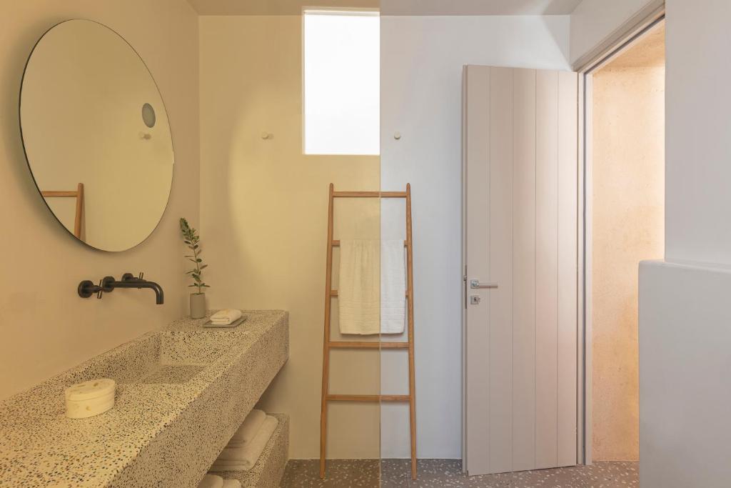 Koupelna v ubytování Ethos Vegan Suites