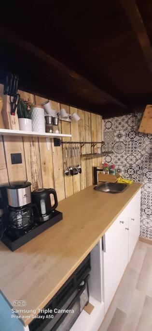 Kuchyň nebo kuchyňský kout v ubytování Lalas'house