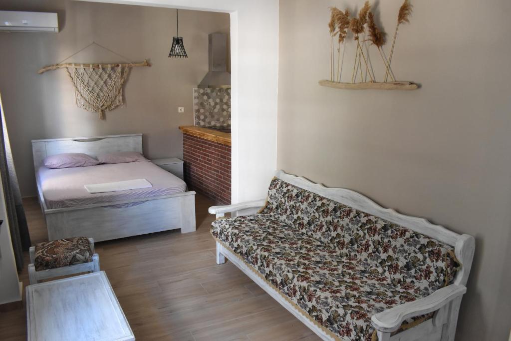 Postel nebo postele na pokoji v ubytování Voula's House