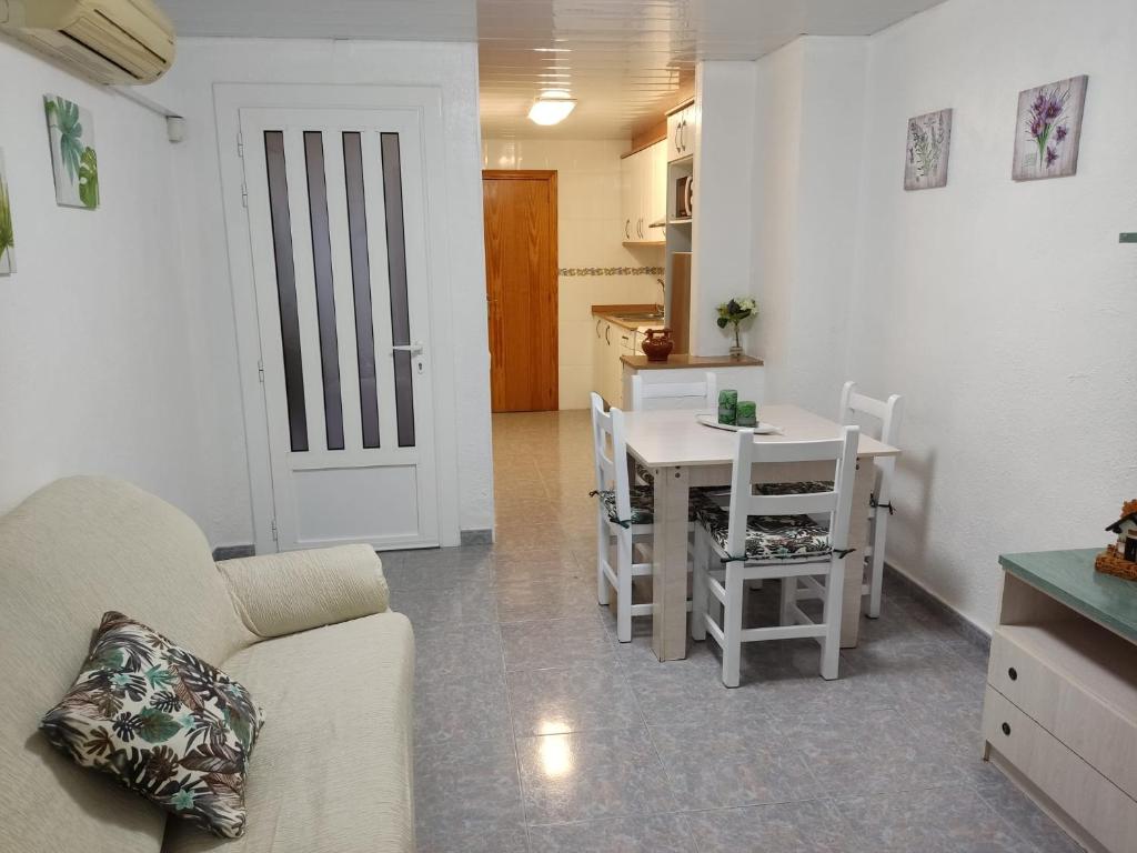 Apartament Cristina, Deltebre – Updated 2023 Prices