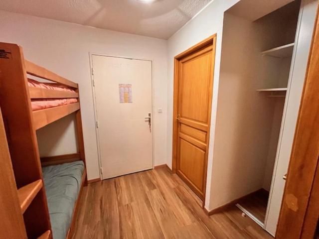 Posteľ alebo postele v izbe v ubytovaní Piste verte à Peyragudes T2 4-6P, proche Loudenvielle
