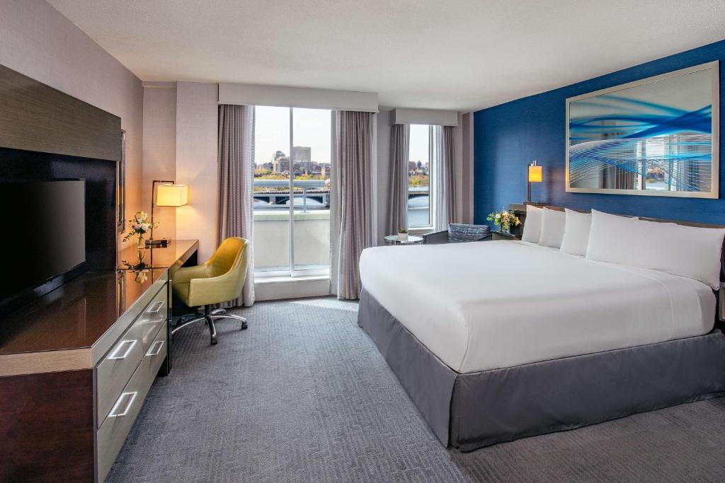 The Royal Sonesta Boston - 