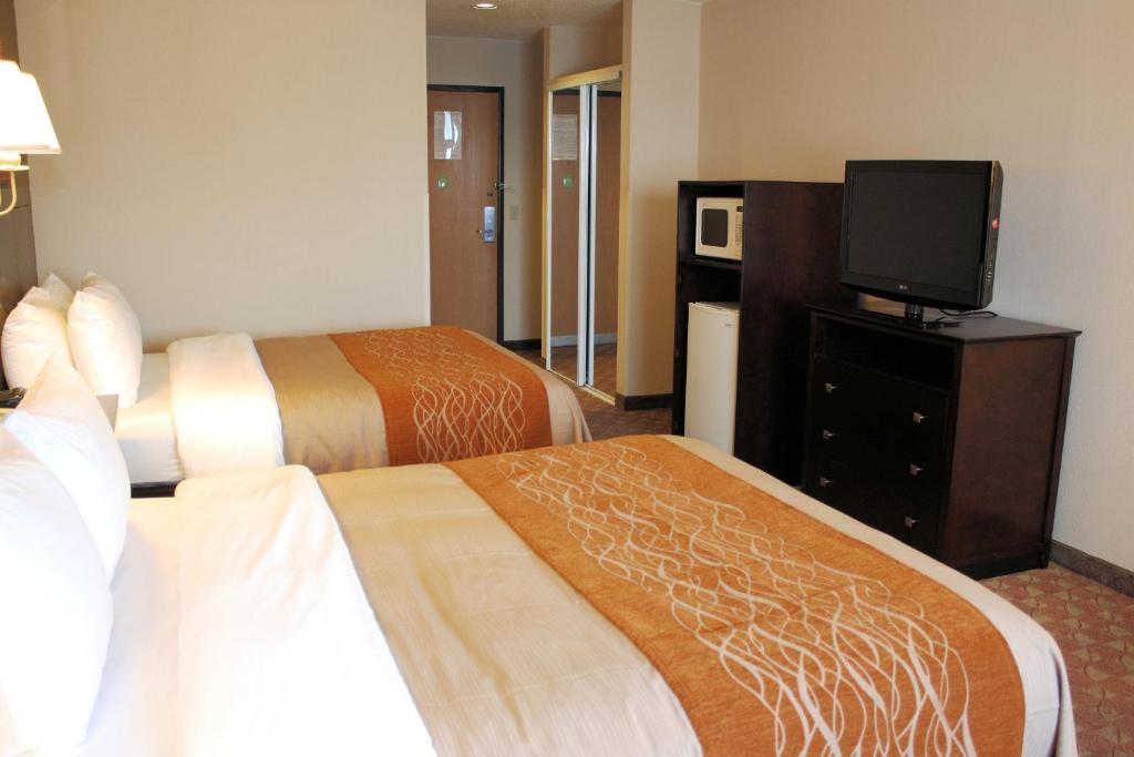 Quality Inn - Habitación Queen Con Dos Camas Queen - Fumar