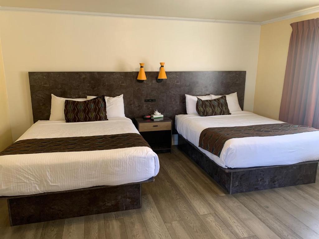 Oasis Inn and Suites - 