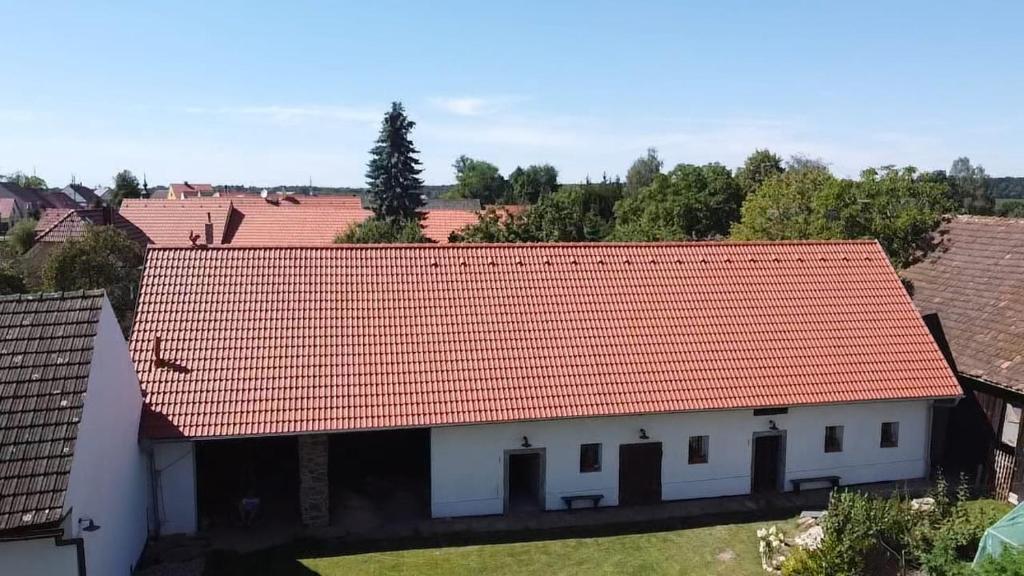 Budova, kde se ubytování v soukromí nachází