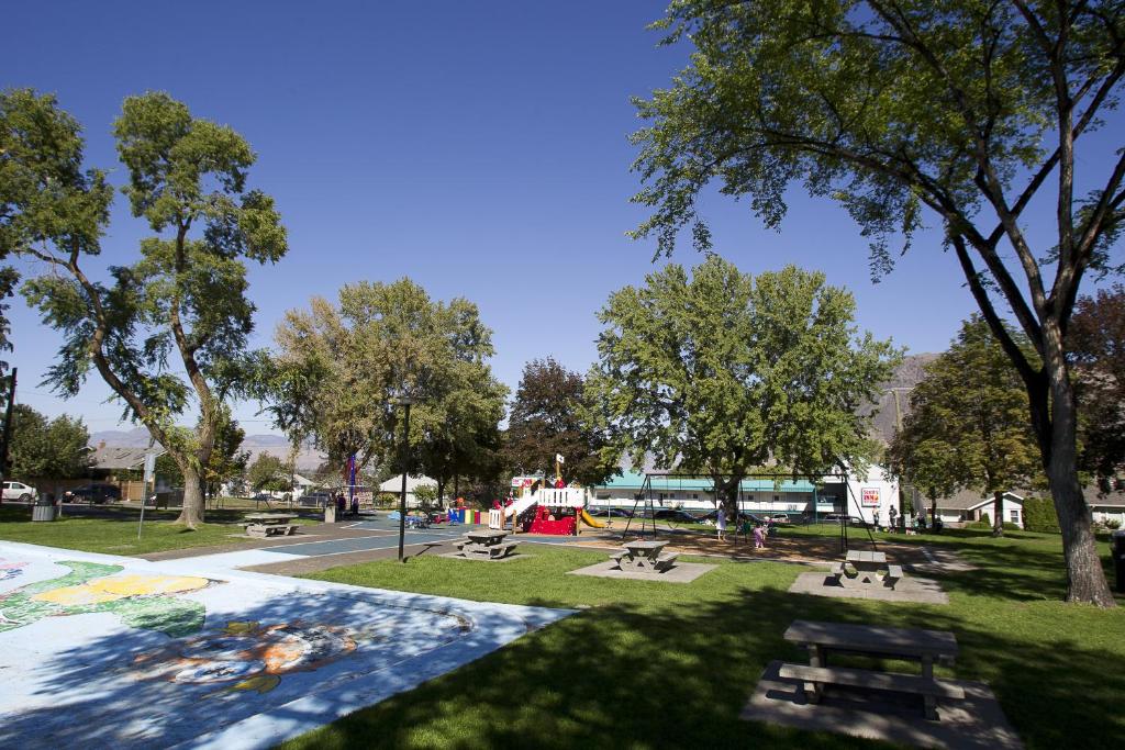 Scott's Inn & Suites - Resim 11