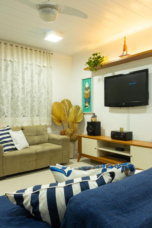 TV a/nebo společenská místnost v ubytování Casa azul Ilha Grande