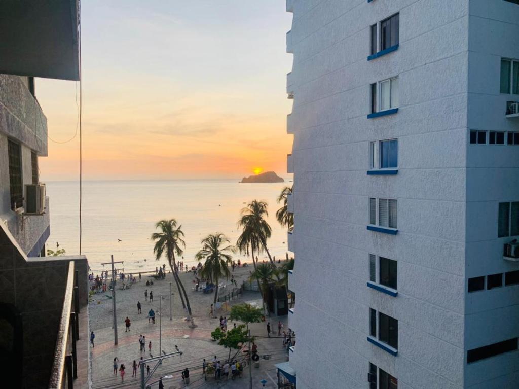 Beachfront Santa Marta Apartamentos - Palanoa - Apartment With Sea View