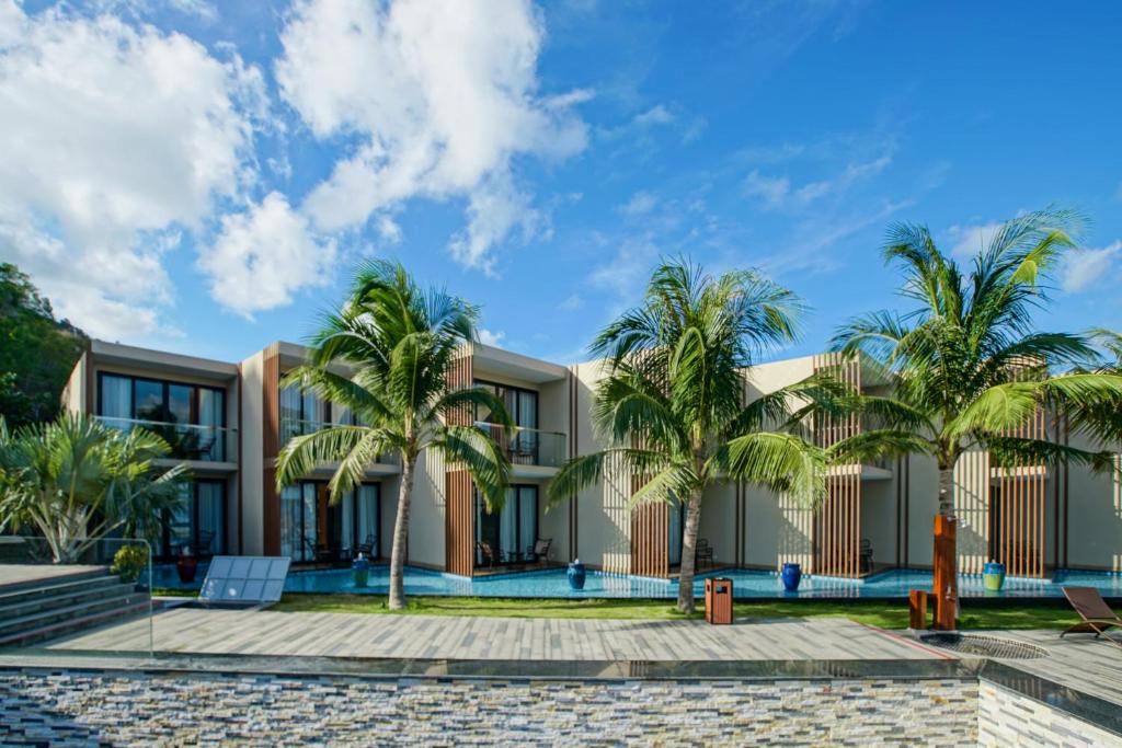 Phòng Deluxe 2 giường đơn với ban công