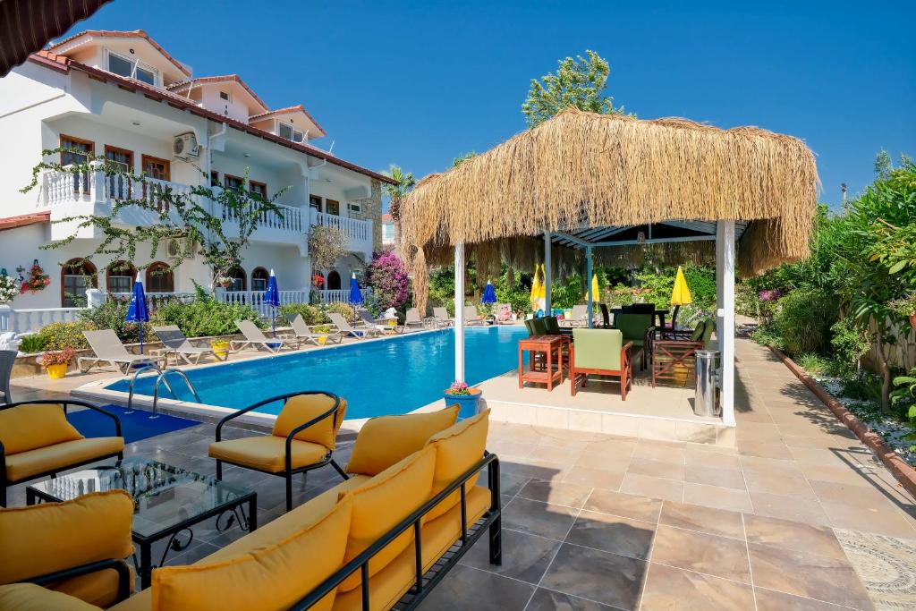 Бассейн в Casablanca Hotel или поблизости