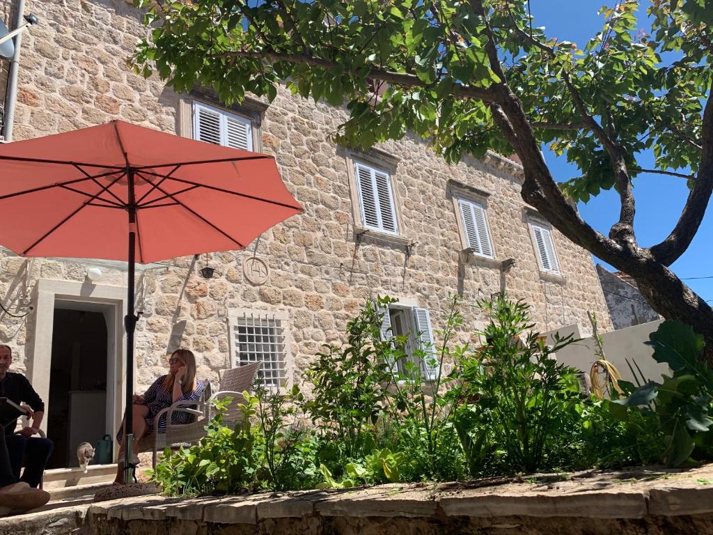 guesthouse Libertas 1 - 2