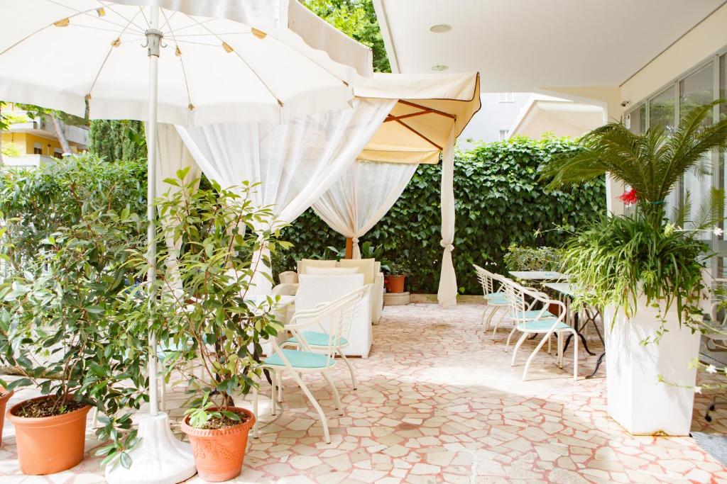 Zahrada ubytování Hotel Ada