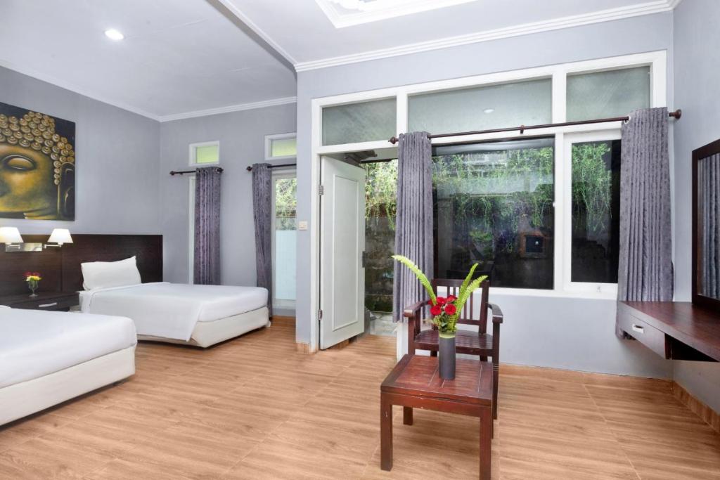 Dewi Sinta Hotel and Restaurant - Twin Room
