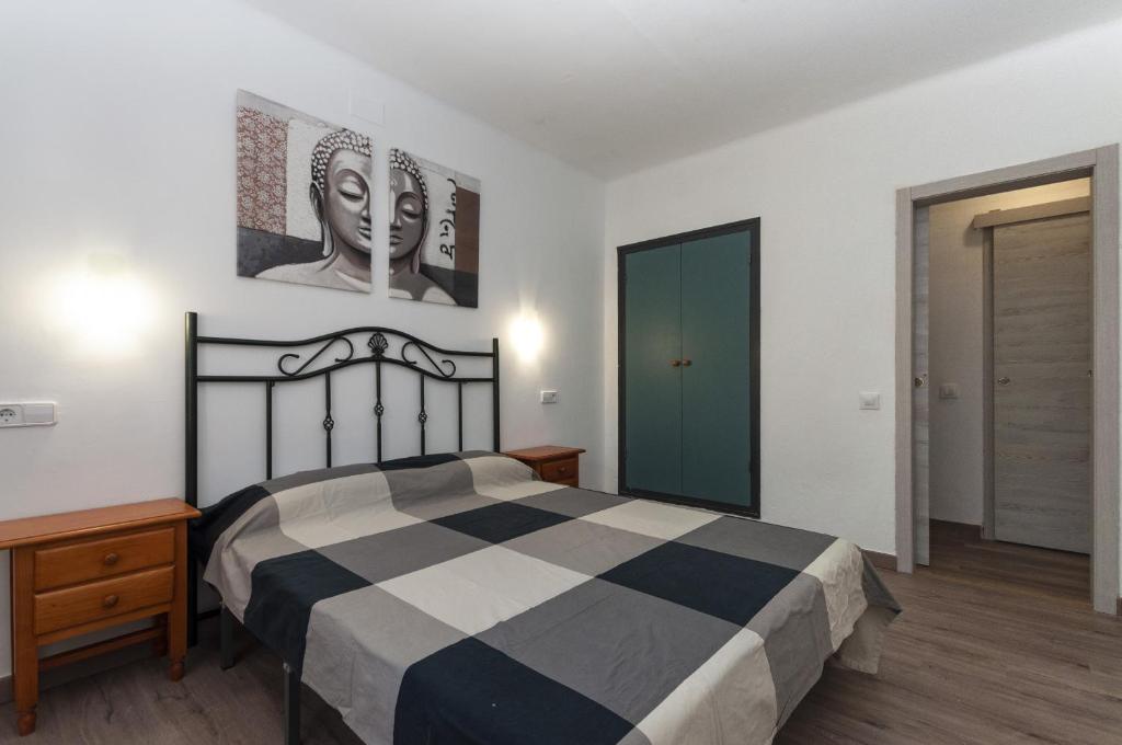 Posteľ alebo postele v izbe v ubytovaní 1215 BAIX CAMP casa con jardin - Apivend Immo