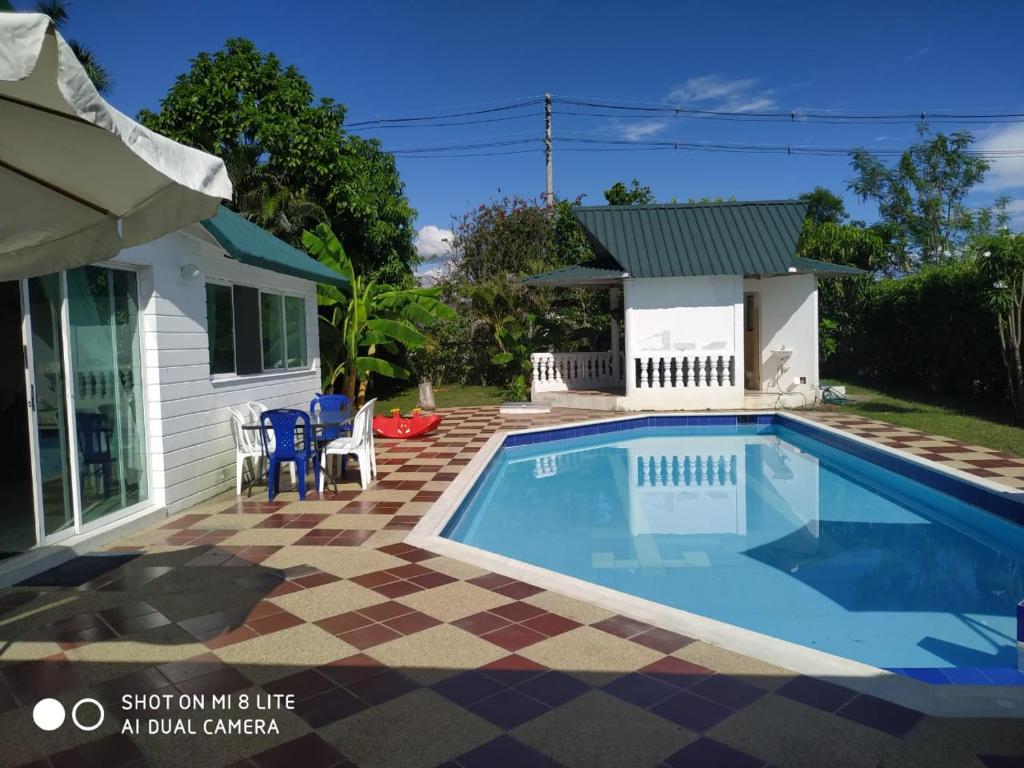 Casa campestre en Condominio Caminos del Peñón