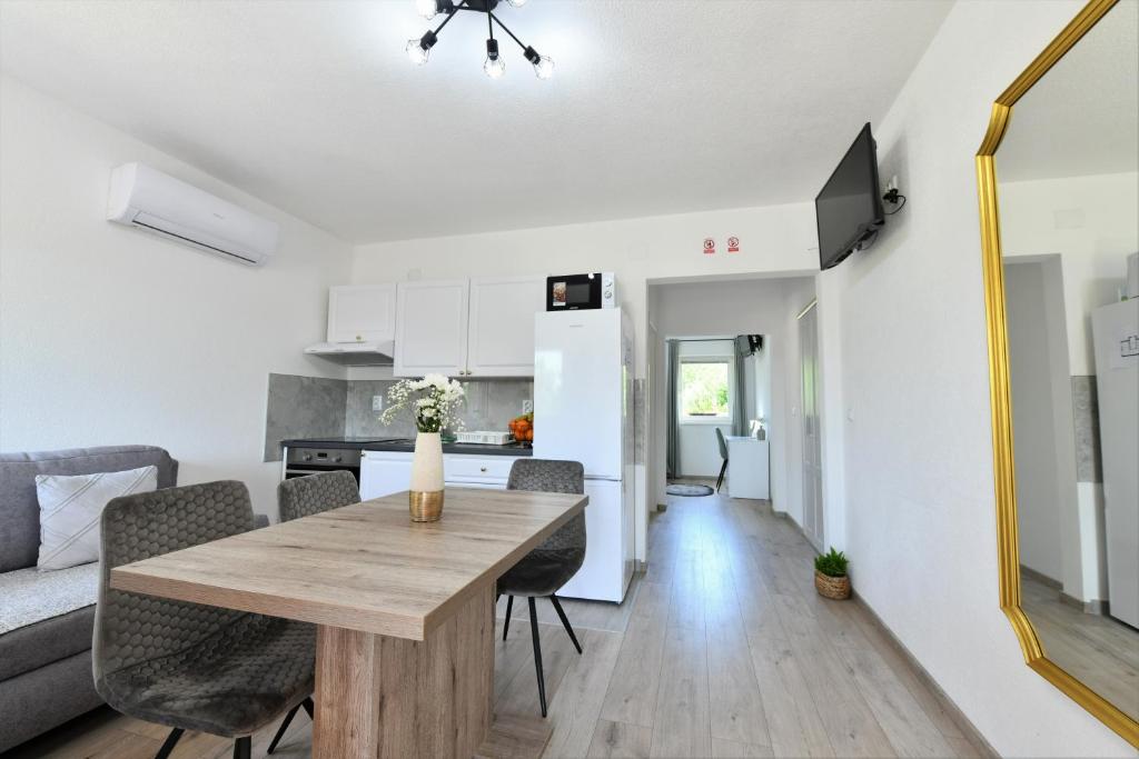 Apartments Green Linden - 15