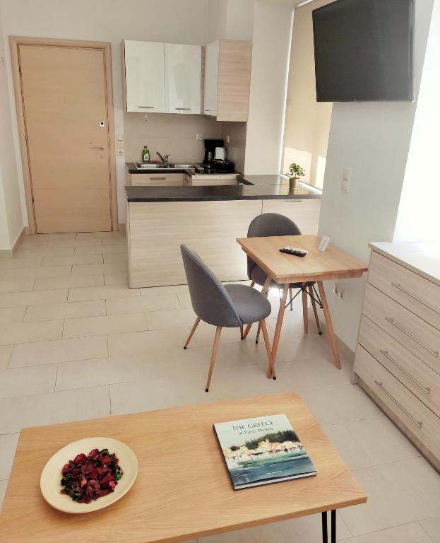 12 Keys Athens Apartments - 6